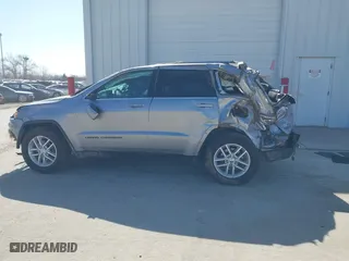 2018 Jeep Grand Cherokee Laredo E with VIN 1C4RJFAG8JC130465, listed as a IAAI auction lot 41789688 with 133,299 mi miles. Bid and sale history available at carsss.com. Image 15.