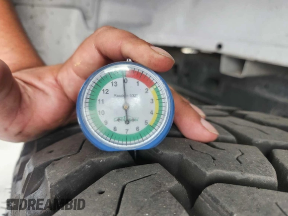2021 Ford F-150 XL с VIN 1FTFX1E51MKF07502, выставлен на аукционе IAAI как лот 42796127 с пробегом 90 272 миль миль и . История ставок и продаж доступна на DreamBid. Изображение 14.