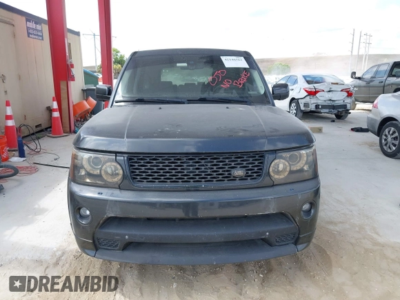 2013 Land Rover Range Rover Sport SC with VIN SALSH2E40DA799828, listed as a IAAI auction lot 42146561 with 163,740 mi miles. Bid and sale history available at carsss.com. Image 12.