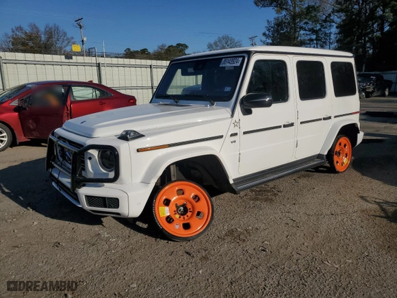 2021 Mercedes-Benz G-Class G 550 with VIN W1NYC6BJ2MX369063, listed as a Copart auction lot 85143924 with 71,209 mi miles and Salvage Title. Bid and sale history available at carsss.com. Image 1.