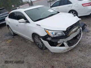 2016 Buick LaCrosse Leather with VIN 1G4GB5G33GF171852, listed as a IAAI auction lot 41460022 with 172,942 mi miles. Bid and sale history available at carsss.com. Image 1.