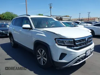 2021 Volkswagen Atlas SE with VIN 1V2DP2CA5MC591104, listed as a IAAI auction lot 41992960 with 47,728 mi miles and . Bid and sale history available at DreamBid. Image 1.