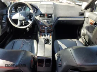 2008 Mercedes-Benz C 300 Sport with VIN WDDGF81X88F069525, listed as a Copart auction lot 65866895 with 190,678 mi miles and Clean title. Bid and sale history available at DreamBid. Image 8.