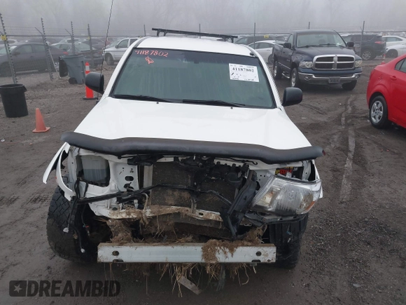 2011 Toyota Tacoma with VIN 5TFUU4EN8BX019682, listed as a IAAI auction lot 41187802 with 114,491 mi miles. Bid and sale history available at carsss.com. Image 12.