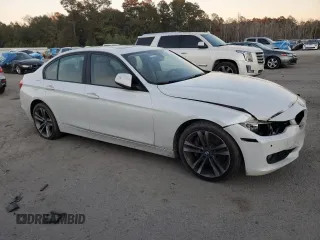 2013 BMW 3 Series 335i with VIN WBA3A9C55DF475553, listed as a Copart auction lot 82293414 with 0 mi miles and Salvage Title. Bid and sale history available at carsss.com. Image 4.