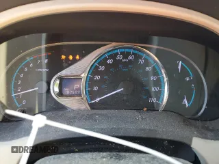 2011 Toyota Sienna XLE z VIN 5TDDK3DC9BS008017, wystawiony jako Copart lot #63872035 z przebiegiem 97 589 mil mil oraz Szkoda całkowita • Salvage title. Historia ofert i sprzedaży dostępna na DreamBid. Obrazek 9.