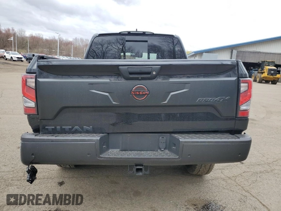 2024 Nissan Titan Pro-4X z VIN 1N6AA1ED9RN108679, wystawiony jako Copart lot #53356715 z przebiegiem 23 038 mil mil oraz Szkoda całkowita • Salvage title. Historia ofert i sprzedaży dostępna na DreamBid. Obrazek 6.