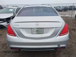2015 Mercedes-Benz S-Class S 550 with VIN WDDUG8CB4FA132292, listed as a IAAI auction lot 41436153 with 83,505 mi miles. Bid and sale history available at carsss.com. Image 16.