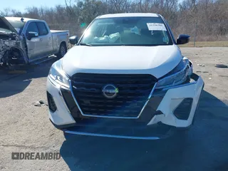 2024 Nissan Kicks S with VIN 3N1CP5BV1RL574737, listed as a IAAI auction lot 41598385 with 4,649 mi miles and . Bid and sale history available at carsss.com. Image 12.