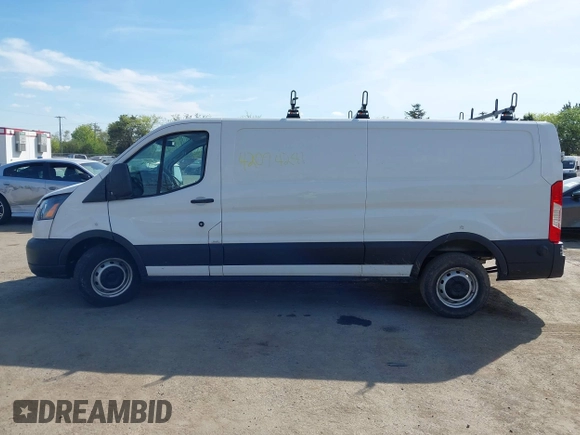 2019 Ford Transit z VIN 1FTYR2ZM1KKA68132, wystawiony jako IAAI lot #42094241 z przebiegiem 154 243 mil mil oraz . Historia ofert i sprzedaży dostępna na DreamBid. Obrazek 14.