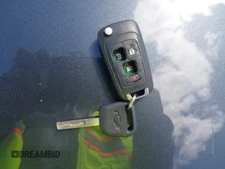 2015 Chevrolet Camaro LS z VIN 2G1FB1E36F9249133, wystawiony jako IAAI lot #42026600 z przebiegiem 63 300 mil mil oraz . Historia ofert i sprzedaży dostępna na DreamBid. Obrazek 11.