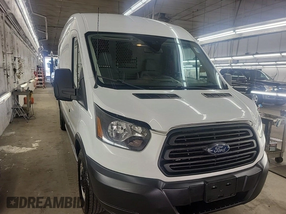 2019 Ford Transit z VIN 1FTYR2CG7KKA96911, wystawiony jako IAAI lot #42566551 z przebiegiem 207 807 mil mil oraz . Historia ofert i sprzedaży dostępna na DreamBid. Obrazek 17.
