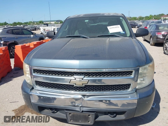 2008 Chevrolet Silverado 1500 Work Truck with VIN 2GCEC13C181113268, listed as a IAAI auction lot 41995026 with 131,071 mi miles and . Bid and sale history available at DreamBid. Image 12.
