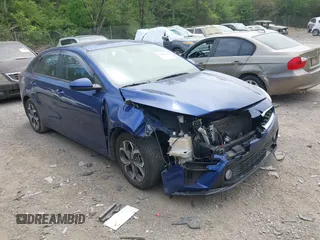 2021 Kia Forte LXS z VIN 3KPF24AD9ME320220, wystawiony jako IAAI lot #42066789 z przebiegiem 72 503 mil mil oraz . Historia ofert i sprzedaży dostępna na DreamBid. Obrazek 1.