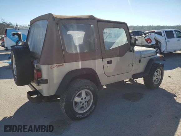 1995 Jeep Wrangler S with VIN 1J4FY19P4SP297464, listed as a Copart auction lot 82138474 with 177,010 mi miles and Clean Title. Bid and sale history available at carsss.com. Image 3.
