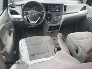 2019 Toyota Sienna L with VIN 5TDZZ3DC3KS993948, listed as a Copart auction lot 45290395 with 226,883 mi miles and Salvage Title. Bid and sale history available at carsss.com. Image 8.