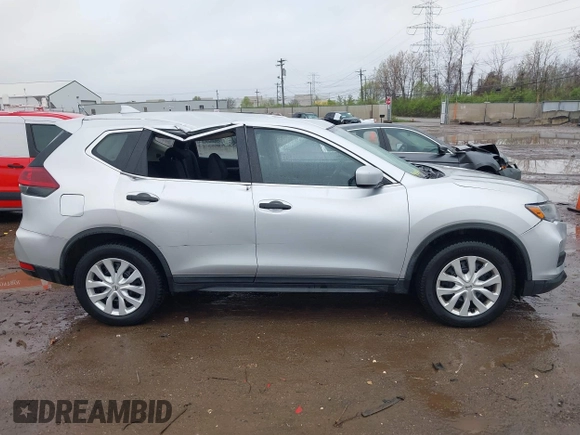 2018 Nissan Rogue SV with VIN KNMAT2MV2JP545414, listed as a IAAI auction lot 41964775 with 172,449 mi miles. Bid and sale history available at carsss.com. Image 13.