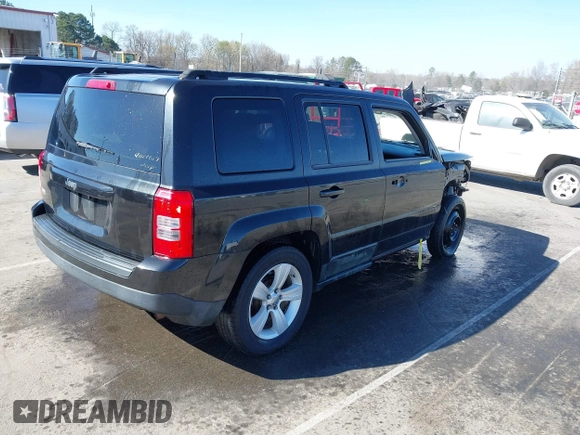 2011 Jeep Patriot Sport z VIN 1J4NT1GB8BD208238, wystawiony jako IAAI lot #41834103 z przebiegiem 200 947 mil mil oraz . Historia ofert i sprzedaży dostępna na DreamBid. Obrazek 4.
