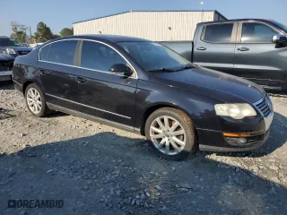 2010 Volkswagen Passat Sedan Komfort with VIN WVWJK7AN7AE143873, listed as a Copart auction lot 72376954 with 79,711 mi miles and Clean Title. Bid and sale history available at carsss.com. Image 4.