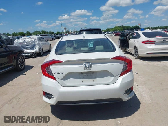 2018 Honda Civic EX-T z VIN JHMFC1F3XJX001723, wystawiony jako IAAI lot #42228776 z przebiegiem 97 432 mil mil oraz . Historia ofert i sprzedaży dostępna na DreamBid. Obrazek 16.