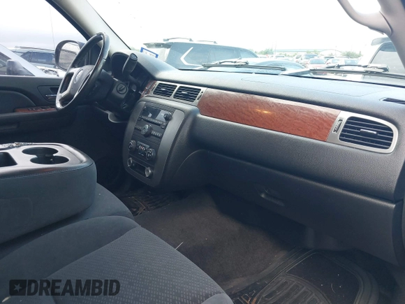 2007 GMC Yukon SLE w/3SA with VIN 1GKFC13C97R276846, listed as a IAAI auction lot 42086120 with 1 mi miles. Bid and sale history available at carsss.com. Image 5.