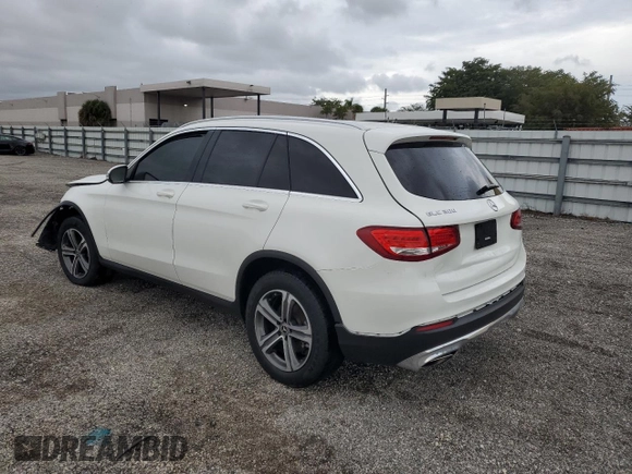 2019 Mercedes-Benz GLC with VIN WDC0G4JB4KV132617, listed as a Copart auction lot 54877595 with 114,619 mi miles and Clean Title. Bid and sale history available at carsss.com. Image 2.