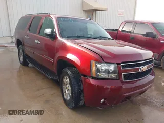 2008 Chevrolet Suburban 2LT with VIN 3GNFK16308G293344, listed as a IAAI auction lot 41713960 with 187,907 mi miles and . Bid and sale history available at DreamBid. Image 1.