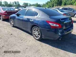 2010 Nissan Maxima 3.5 SV with VIN 1N4AA5AP6AC818249, listed as a IAAI auction lot 42217577 with 178,330 mi miles. Bid and sale history available at carsss.com. Image 3.