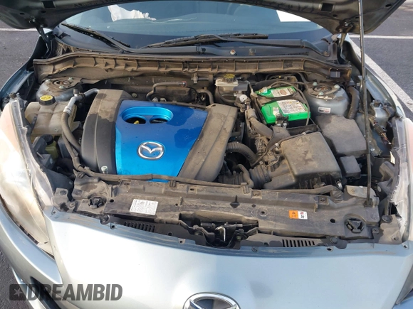 2013 Mazda Mazda3 i Sport with VIN JM1BL1UP2D1749251, listed as a IAAI auction lot 41494065 with 134,037 mi miles. Bid and sale history available at carsss.com. Image 10.