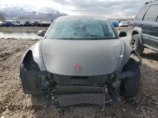 2018 Tesla Model 3 Long Range Battery z VIN 5YJ3E1EB1JF085139, wystawiony jako Copart lot #46888915 z przebiegiem 158 435 mil mil oraz Szkoda całkowita • Salvage title. Historia ofert i sprzedaży dostępna na DreamBid. Obrazek 5.
