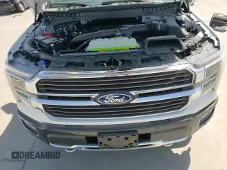 2024 Ford F-150 King Ranch с VIN 1FTFW6L84RFB96838, выставлен на аукционе Copart как лот 50090385 с пробегом 581 миль миль и Списание • Salvage title. История ставок и продаж доступна на DreamBid. Изображение 14.