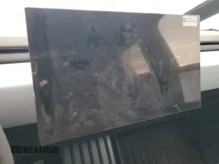 2024 Tesla Cybertruck z VIN 7G2CEHED6RA013370, wystawiony jako Copart lot #69230494 z przebiegiem Nie podano mil oraz Szkody całkowita. Historia ofert i sprzedaży dostępna na DreamBid. Obrazek 9.