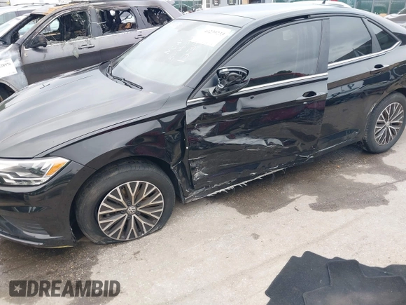 2020 Volkswagen Jetta S с VIN 3VWC57BU1LM096193, выставлен на аукционе IAAI как лот 40239233 с пробегом 35 564 миль миль и . История ставок и продаж доступна на DreamBid. Изображение 6.