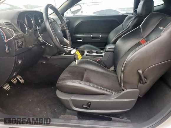 2010 Dodge Challenger SRT-8 with VIN 2B3CJ7DW4AH161290, listed as a Copart auction lot 53577565 with 41,803 mi miles and Salvage title. Bid and sale history available at DreamBid. Image 7.