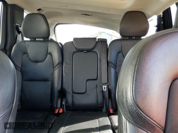 2019 Volvo XC90 Momentum with VIN YV4102PK8K1485926, listed as a Copart auction lot 74306274 with 67,045 mi miles and Salvage Title. Bid and sale history available at carsss.com. Image 10.