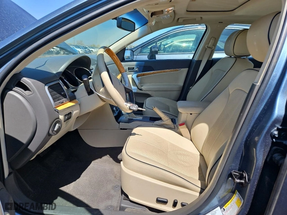2012 Lincoln MKZ with VIN 3LNHL2JC0CR801865, listed as a Copart auction lot 52004395 with 28,046 mi miles and Salvage Title. Bid and sale history available at carsss.com. Image 7.
