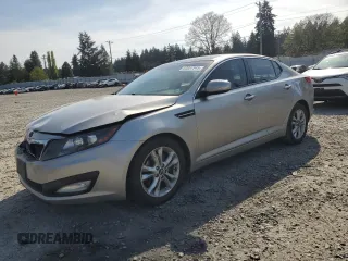 2011 Kia Optima EX z VIN KNAGN4A77B5096621, wystawiony jako Copart lot #53087945 z przebiegiem 189 899 mil mil oraz Szkoda całkowita • Salvage title. Historia ofert i sprzedaży dostępna na DreamBid. Obrazek 1.