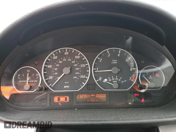 2006 BMW 3 Series 330Ci with VIN WBABW534X6PJ97811, listed as a Copart auction lot 46282155 with 232,354 mi miles and Clean Title. Bid and sale history available at carsss.com. Image 9.