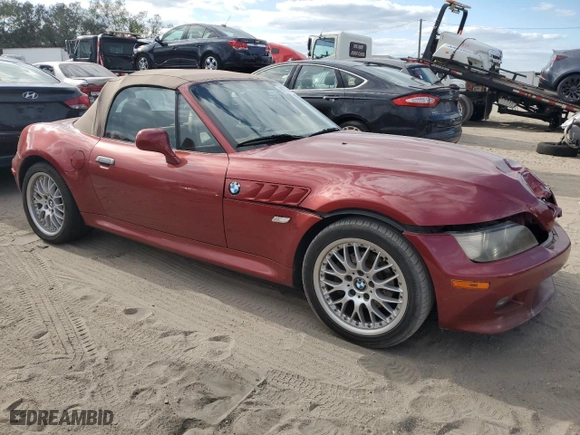 2000 BMW Z3 2.8L with VIN 4USCH3346YLF43480, listed as a Copart auction lot 81309814 with 137,361 mi miles and Salvage Title. Bid and sale history available at carsss.com. Image 4.