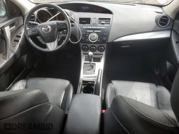 2011 Mazda 3 S Grand Touring z VIN JM1BL1M5XB1433107, wystawiony jako Copart lot #52216955 z przebiegiem 134 509 mil mil oraz Szkoda całkowita • Salvage title. Historia ofert i sprzedaży dostępna na DreamBid. Obrazek 8.