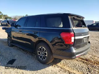 2023 Ford Expedition z VIN 1FMJU1F80PEA18857, wystawiony jako Copart lot #46926125 z przebiegiem Nie podano mil oraz Szkoda całkowita • Salvage title. Historia ofert i sprzedaży dostępna na DreamBid. Obrazek 2.