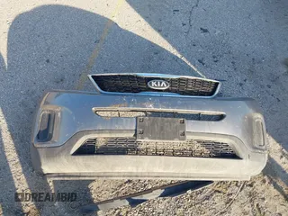 2014 Kia Sorento LX with VIN 5XYKT3A67EG477367, listed as a IAAI auction lot 41911249 with 172,320 mi miles and . Bid and sale history available at DreamBid. Image 12.