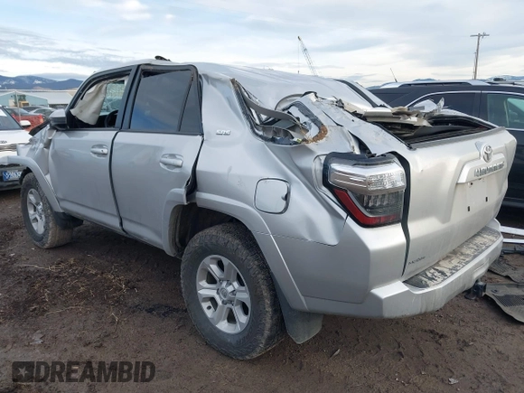 2022 Toyota 4Runner SR5 with VIN JTEMU5JR1N6008575, listed as a IAAI auction lot 41158760 with Not provided miles and . Bid and sale history available at DreamBid. Image 3.
