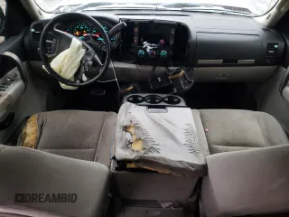 2007 Chevrolet Silverado 1500 Work Truck with VIN 2GCEC13C971577097, listed as a Copart auction lot 87866535 with 370,669 mi miles and Salvage Title. Bid and sale history available at DreamBid. Image 8.