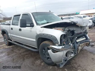 2006 GMC Sierra 1500 SLT with VIN 2GTEK13T461140044, listed as a IAAI auction lot 41590434 with 242,317 mi miles. Bid and sale history available at carsss.com. Image 14.