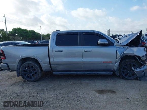 2019 Ram 1500 Big Horn z VIN 1C6RREFT0KN785936, wystawiony jako IAAI lot #41724260 z przebiegiem 71 247 mil mil oraz . Historia ofert i sprzedaży dostępna na DreamBid. Obrazek 12.