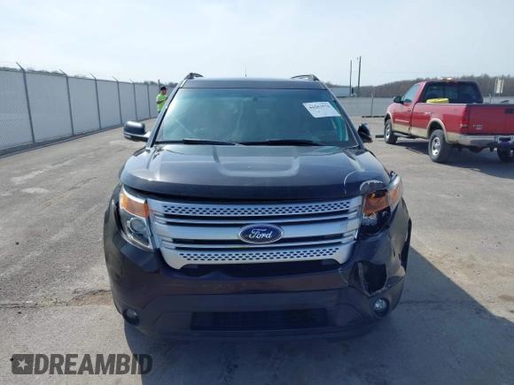 2014 Ford Explorer XLT with VIN 1FM5K8D81EGB72627, listed as a IAAI auction lot 41943574 with 110,238 mi miles and . Bid and sale history available at carsss.com. Image 12.