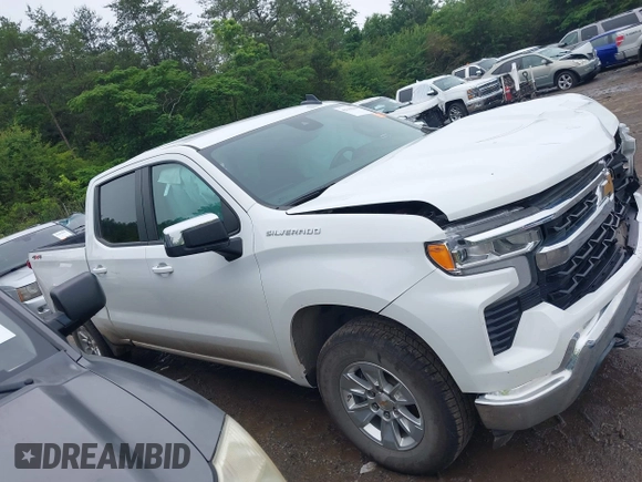 2025 Chevrolet Silverado 1500 LT z VIN 1GCUKDED4SZ123636, wystawiony jako IAAI lot #42216309 z przebiegiem 29 832 mil mil oraz . Historia ofert i sprzedaży dostępna na DreamBid. Obrazek 12.
