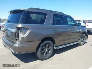 2018 Ford Expedition XLT with VIN 1FMJU1JT6JEA56631, listed as a IAAI auction lot 41814523 with 113,875 mi miles. Bid and sale history available at carsss.com. Image 4.