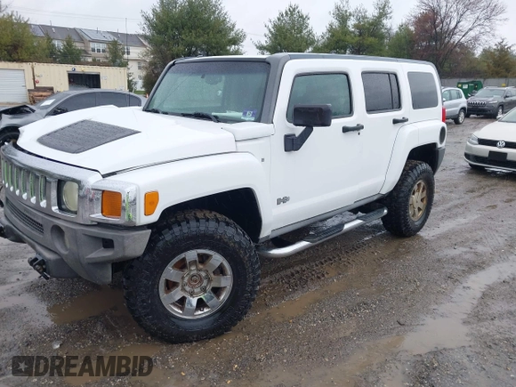2007 Hummer H3 SUV with VIN 5GTDN13E978173651, listed as a IAAI auction lot 41865862 with 149,857 mi miles. Bid and sale history available at carsss.com. Image 2.